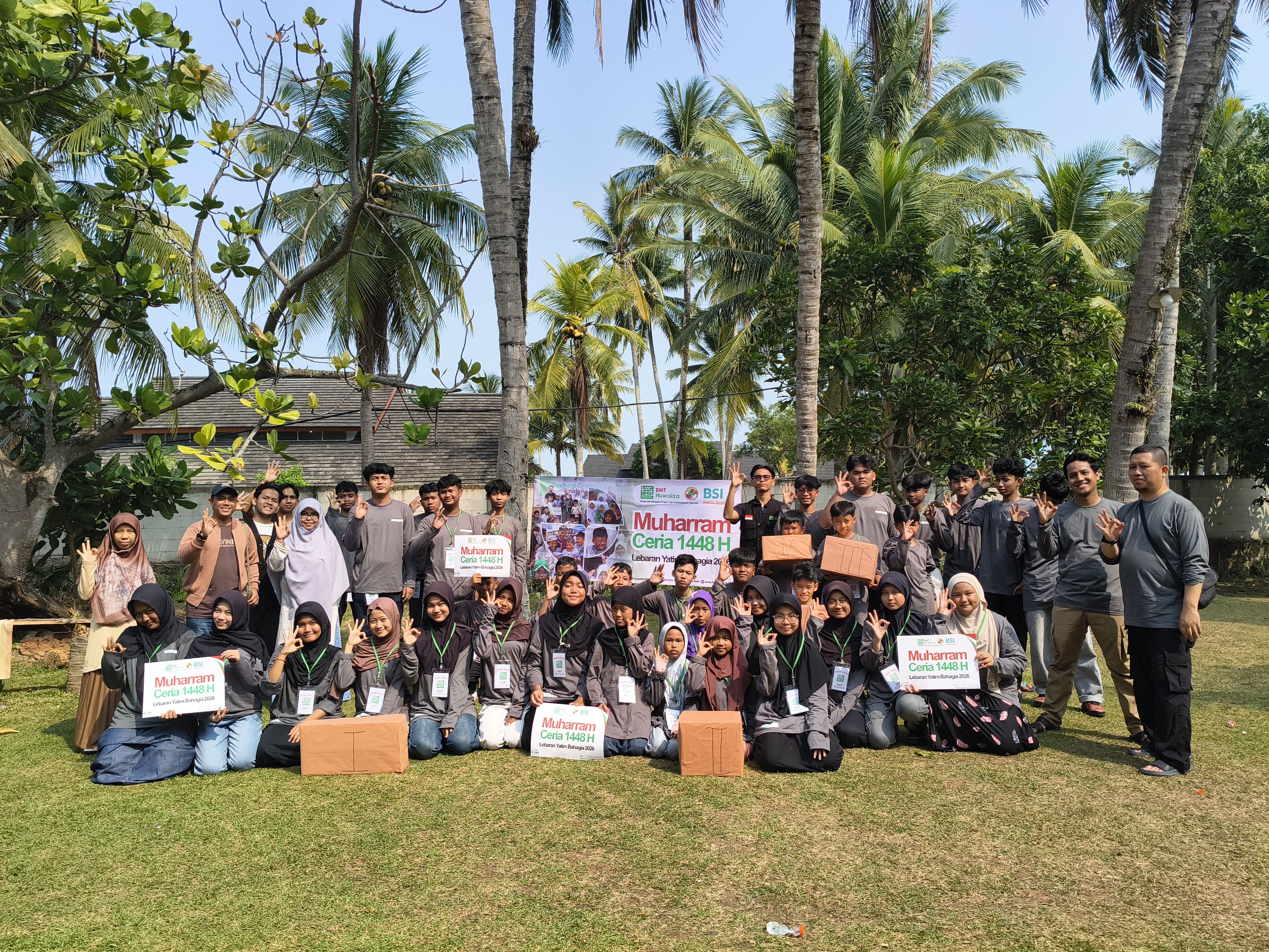 Muharram Ceria 1448 H, BMT Huwaiza Ajak 39 Anak Asuh Rekreasi ke Pantai Anyer, Banten